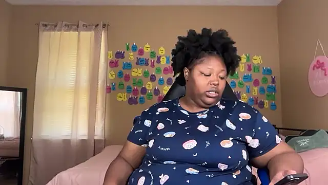 Chocolatebunnyxx96 online show from 06.19.26