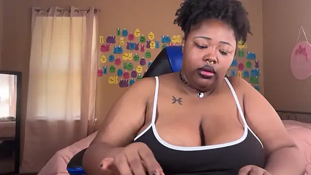 Chocolatebunnyxx96 online show from 06.21.26