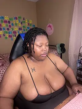 Chocolatebunnyxx96 online show from 07.02.26