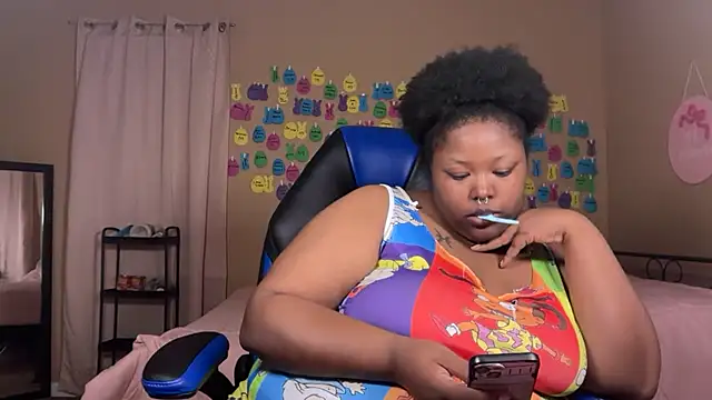 Chocolatebunnyxx96 online show from 07.12.26