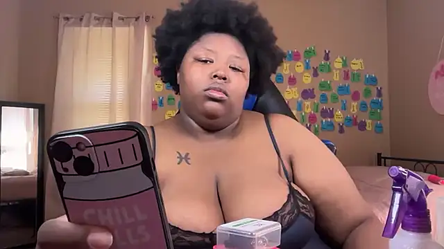 Chocolatebunnyxx96 online show from 07.13.26