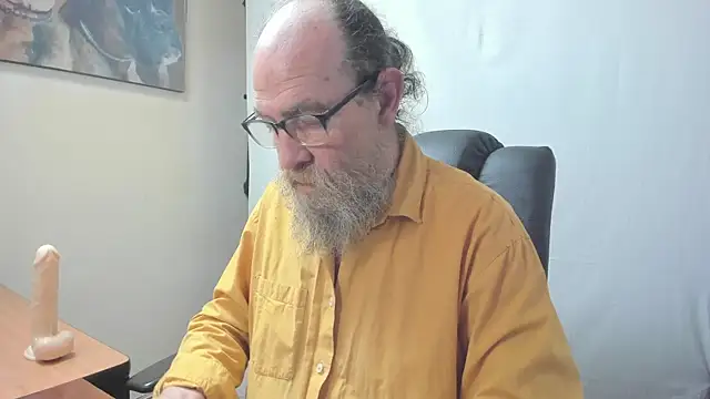 Uncle Hottie online show from 03.03.26