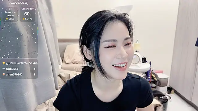 Snapshot of BabyOneDaily chatting on 05.12.26 BabyOneDaily online show from 05.12.26