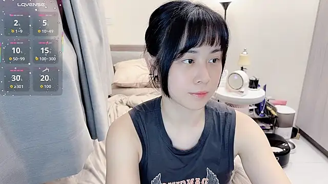 Snapshot of BabyOneDaily chatting on 06.03.26 BabyOneDaily online show from 06.03.26