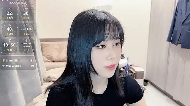 Snapshot of BabyOneDaily chatting on 06.22.26 BabyOneDaily online show from 06.22.26