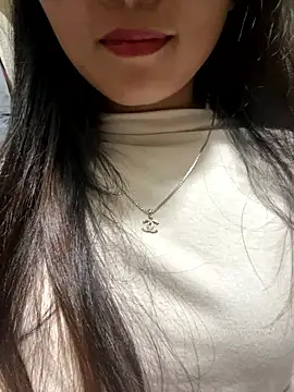 Snapshot of mode-bae chatting on 01.13.26 mode-bae online show from 01.13.26