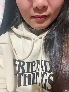 Snapshot of mode-bae chatting on 01.16.26 mode-bae online show from 01.16.26