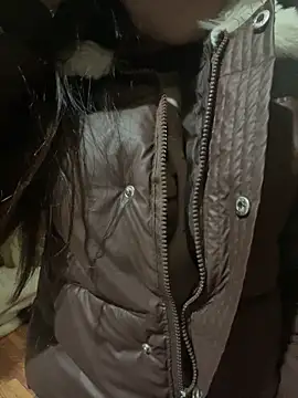 Snapshot of mode-bae chatting on 02.01.26 mode-bae online show from 02.01.26