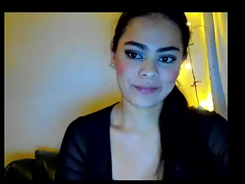 Snapshot of Antonella_Gomez22 chatting on 01.11.26 Antonella Gomez22 online show from 01.11.26