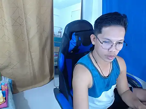 holly oreo online show from 07.12.26