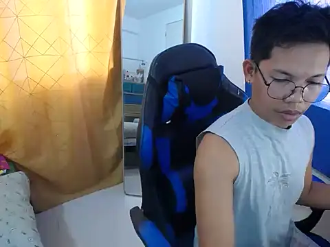 holly oreo online show from 07.26.26