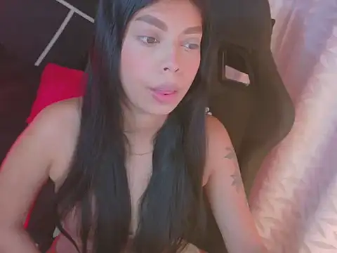 Snapshot of Susancutte chatting on 01.17.26 Susancutte online show from 01.17.26