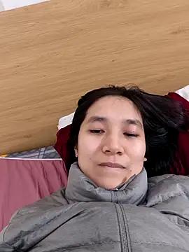 Snapshot of Shulee- chatting on 01.17.26 Shulee- online show from 01.17.26