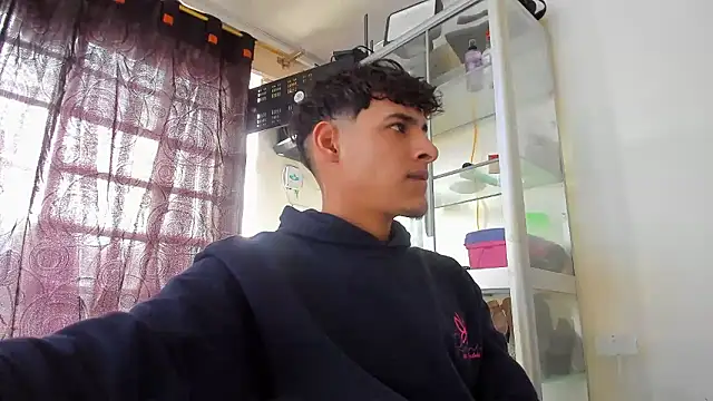 Snapshot of MaxStar26 chatting on 01.10.26 MaxStar26 online show from 01.10.26