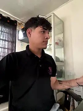 Snapshot of MaxStar26 chatting on 01.14.26 MaxStar26 online show from 01.14.26