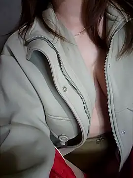 Snapshot of Comebaby-077 chatting on 01.13.26 Comebaby-077 online show from 01.13.26