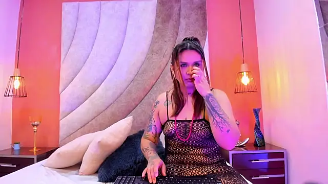 Maddison Walker online show from 01.14.26