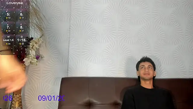 Snapshot of DUO_OF_DESIRE chatting on 01.09.26 DUO OF DESIRE online show from 01.09.26