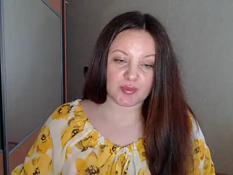 Snapshot of Sabrina_Weaver chatting on 04.07.26 Sabrina Weaver online show from 04.07.26