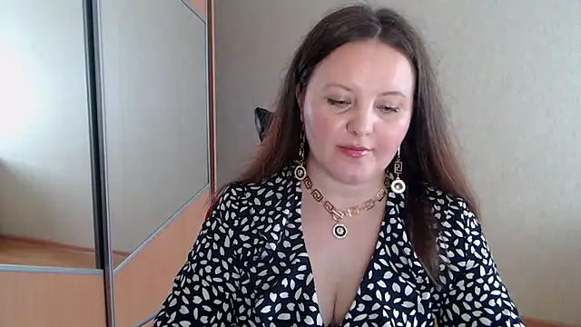 Snapshot of Sabrina_Weaver chatting on 05.21.26 Sabrina Weaver online show from 05.21.26