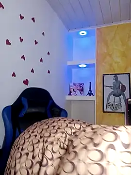 Snapshot of honeyluxe_ chatting on 03.13.26 honeyluxe online show from 03.13.26