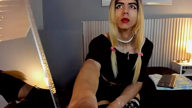 Snapshot of vicky_fant4sy chatting on 01.07.26 vicky fant4sy online show from 01.07.26