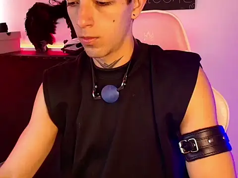 Snapshot of dark_rosse chatting on 02.26.26 dark rosse online show from 02.26.26