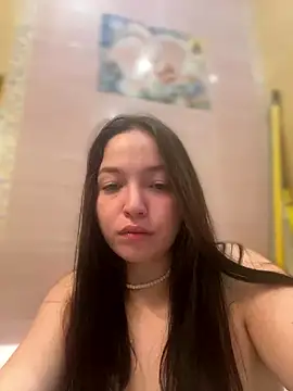 Snapshot of AlexaYvonne chatting on 01.10.26 AlexaYvonne online show from 01.10.26