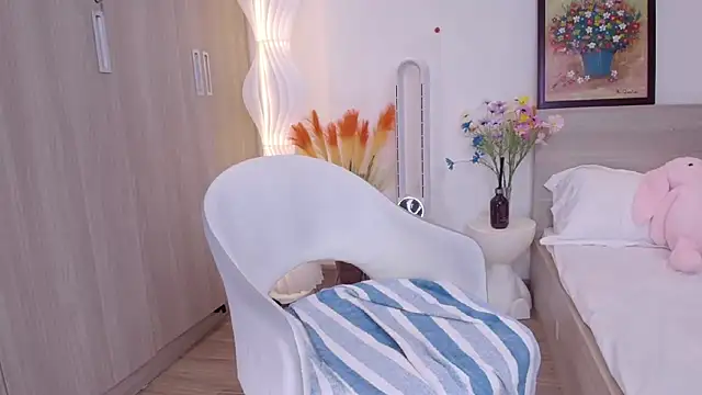 BunnyT Bae   online show from 04.20.26