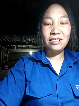 Snapshot of vesla-2k chatting on 03.04.26 vesla-2k online show from 03.04.26