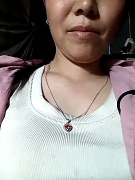 Snapshot of vesla-2k chatting on 03.06.26 vesla-2k online show from 03.06.26