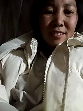 Snapshot of vesla-2k chatting on 03.11.26 vesla-2k online show from 03.11.26