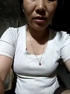 Snapshot of vesla-2k chatting on 04.07.26 vesla-2k online show from 04.07.26