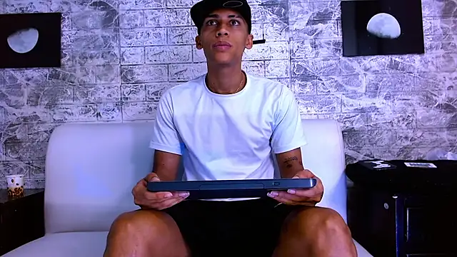 Harin Prize online show from 04.25.26