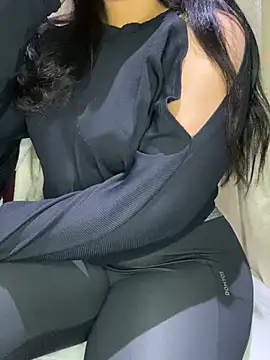 Snapshot of Lina_Velvet_ chatting on 01.11.26 Lina Velvet online show from 01.11.26