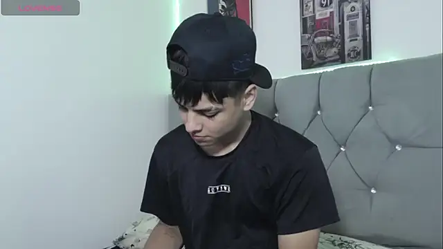 Snapshot of Loganjhonson19 chatting on 01.19.26 Loganjhonson19 online show from 01.19.26