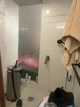 Snapshot of 8plus4u2 chatting on 01.12.26 8plus4u2 online show from 01.12.26