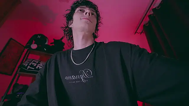 Snapshot of Olliver___y chatting on 01.09.26 Olliver y online show from 01.09.26