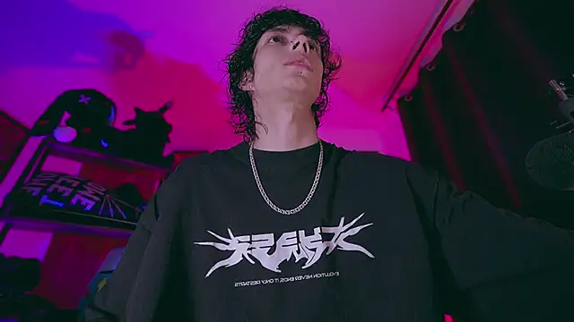 Snapshot of Olliver___y chatting on 01.13.26 Olliver y online show from 01.13.26