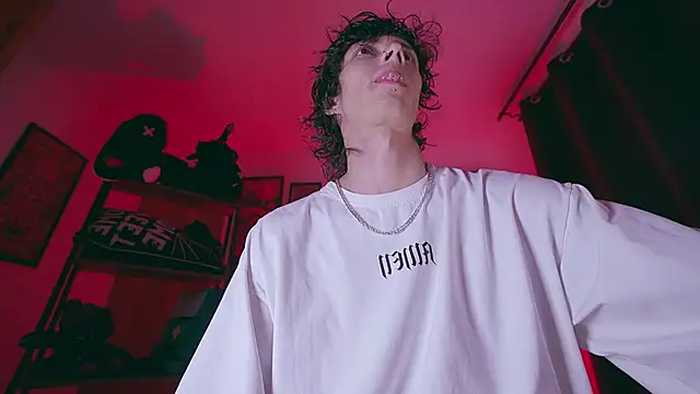 Snapshot of Olliver___y chatting on 01.14.26 Olliver y online show from 01.14.26