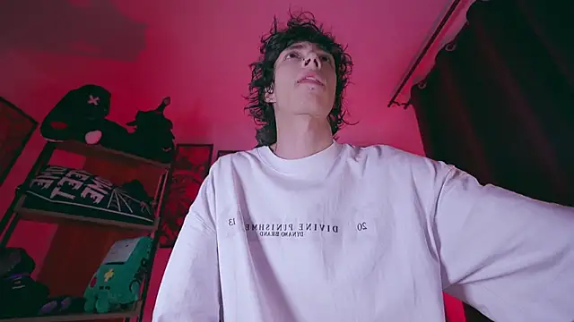 Snapshot of Olliver___y chatting on 01.17.26 Olliver y online show from 01.17.26