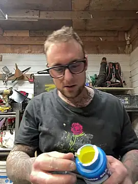 Snapshot of WIDBIGWHITECOCK chatting on 02.03.26 WIDBIGWHITECOCK online show from 02.03.26