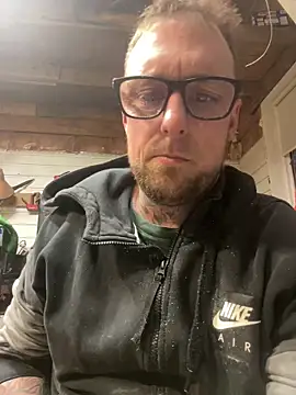 WIDBIGWHITECOCK online show from 02.05.26