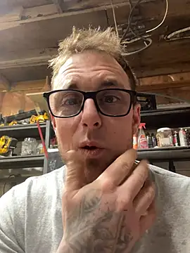 WIDBIGWHITECOCK online show from 03.08.26