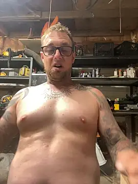 Snapshot of WIDBIGWHITECOCK chatting on 06.07.26 WIDBIGWHITECOCK online show from 06.07.26