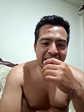 DarkAngel0503 online show from 04.13.26