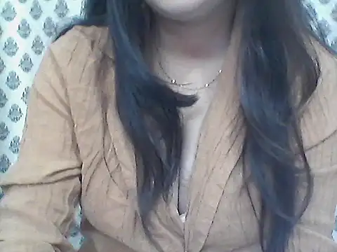 Snapshot of _Daisy chatting on 04.10.26 Daisy online show from 04.10.26