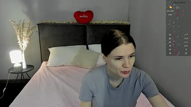 SkinyJoys online show from 03.17.26