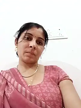 Hot ree85 online show from 04.27.26