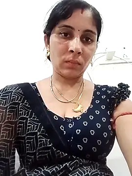 Hot ree85 online show from 05.03.26